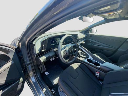New 2026 Hyundai Elantra SEL Sport Premium w/ Cargo Package FWD image 7