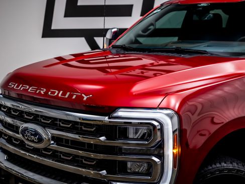 Used 2025 Ford F350 King Ranch w/ Chrome Package image 26