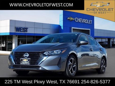 Used 2025 Nissan Sentra SV FWD image 1