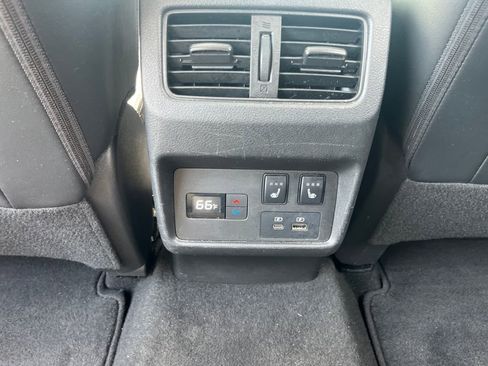 Used 2022 Nissan Rogue Platinum w/ Head-Up Display Package image 33