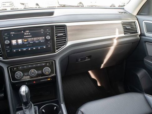 Used 2022 Volkswagen Atlas SEL image 33