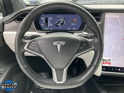 Used 2018 Tesla Model X 75D image 39