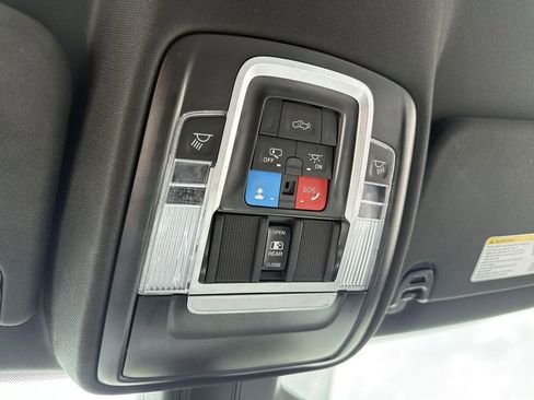 Used 2025 RAM 1500 Lone Star AWD/4WD image 16