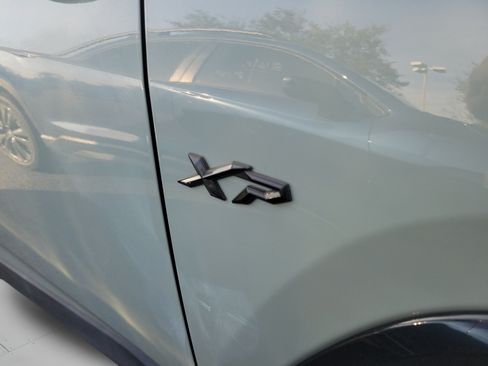 Used 2022 Toyota RAV4 XLE w/ Convenience Package FWD image 12