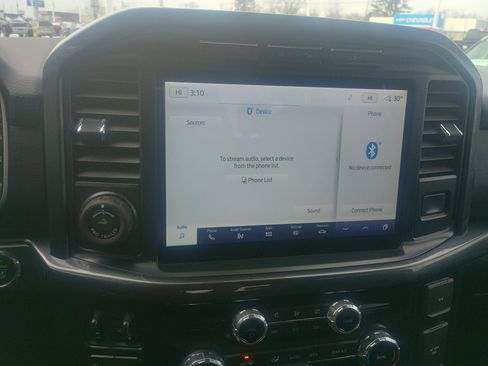 Used 2022 Ford F150 XLT w/ Equipment Group 302A High image 26