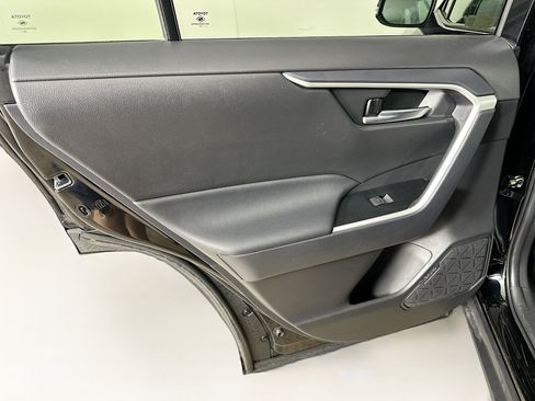 Used 2025 Toyota RAV4 XLE image 26