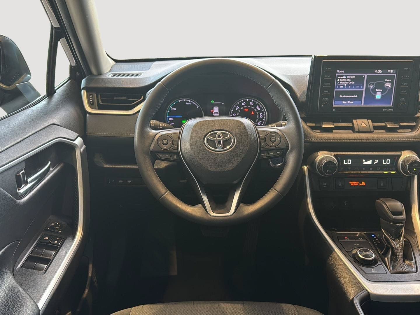 Used 2020 Toyota RAV4 XLE w/ XLE Grade Weather Package AWD/4WD image 22
