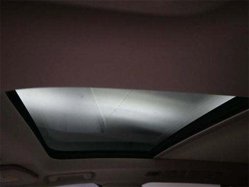 Used 2021 Volvo XC90 T5 Momentum w/ Climate Package image 19
