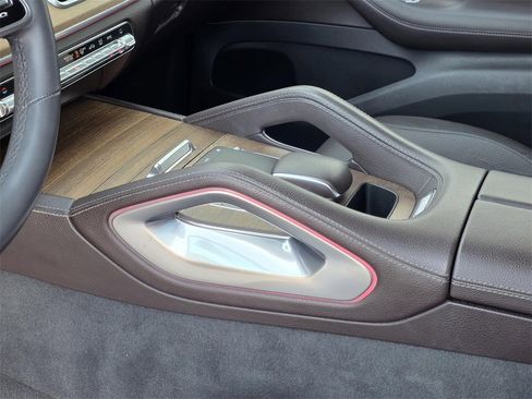 Used 2020 Mercedes-Benz GLE 350 4MATIC image 30