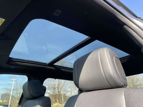 Used 2024 Toyota Tundra Platinum image 22