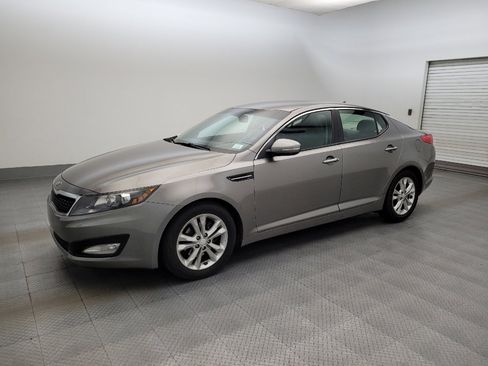 Used 2013 Kia Optima EX FWD image 2