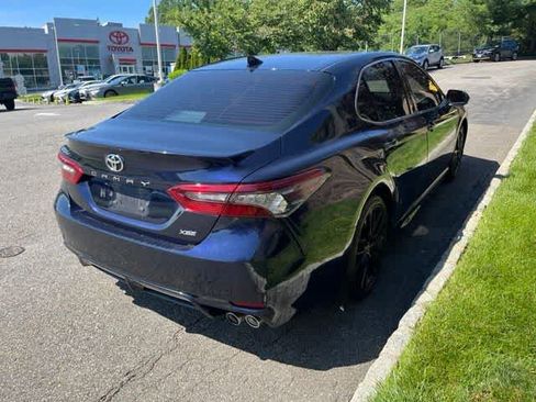Used 2022 Toyota Camry XSE FWD image 4