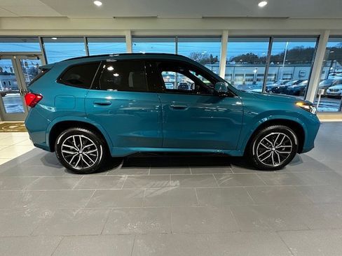 Certified 2025 BMW X1 xDrive28i w/ Technology Package image 8