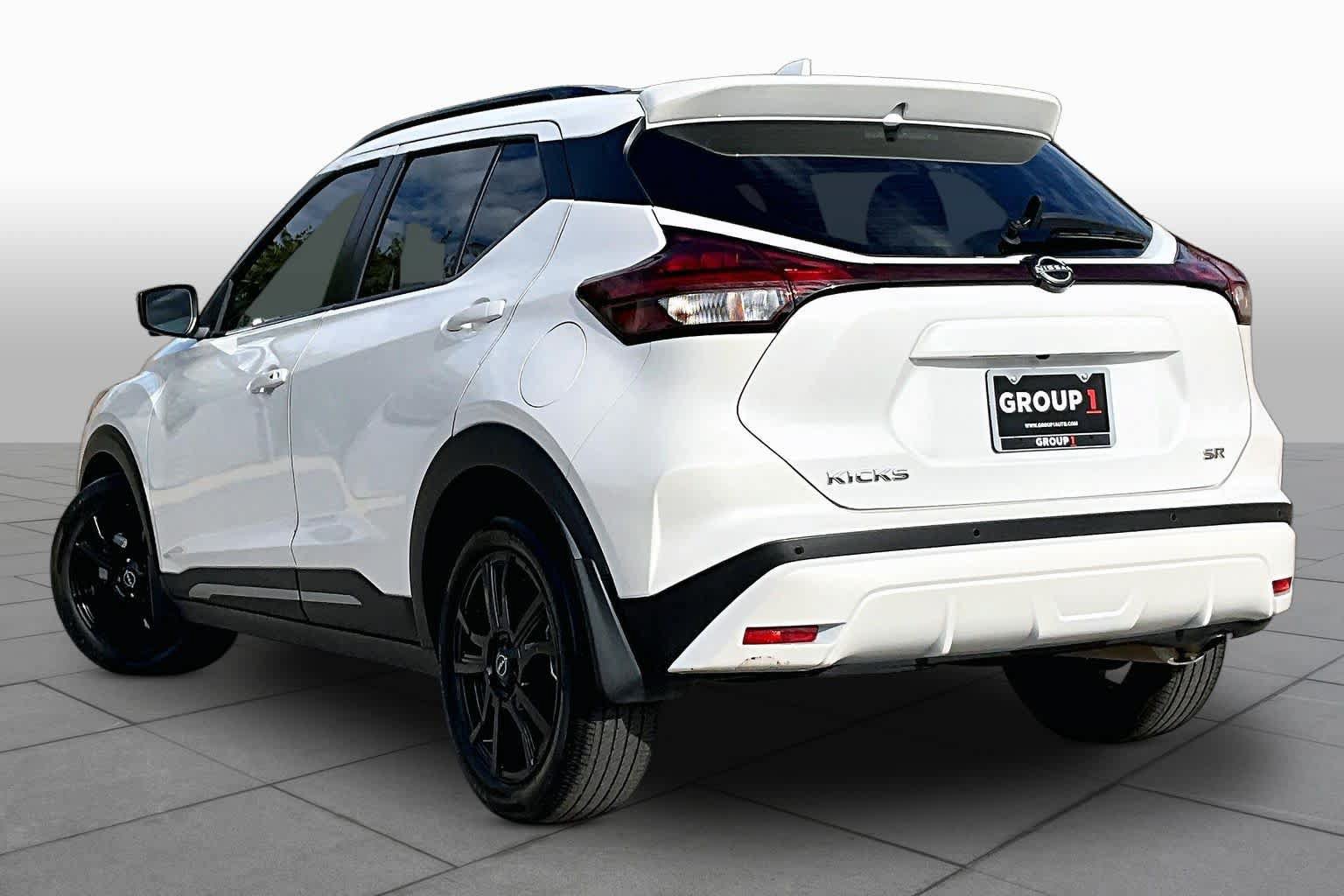 Certified 2024 Nissan Kicks SR w/ SR Premium Package FWD image 12