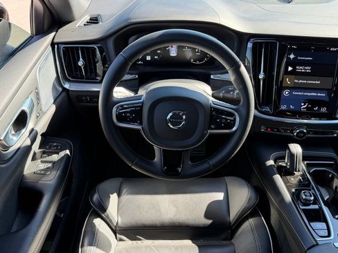 Used 2022 Volvo S60 T8 Polestar image 8