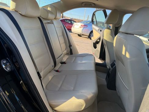 Used 2013 Volkswagen Jetta SE image 17