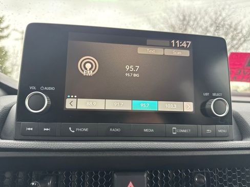 Certified 2025 Honda CR-V Sport image 32