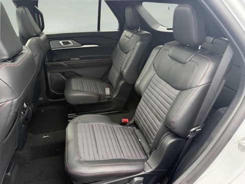 New 2026 Ford Explorer ST-Line AWD/4WD image 10