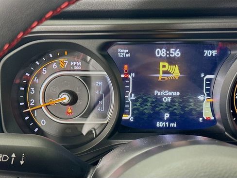 Used 2024 Jeep Gladiator Rubicon w/ Safety Group image 12