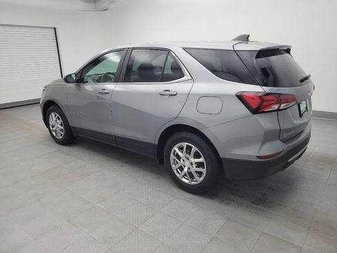 Used 2023 Chevrolet Equinox LT AWD/4WD image 3