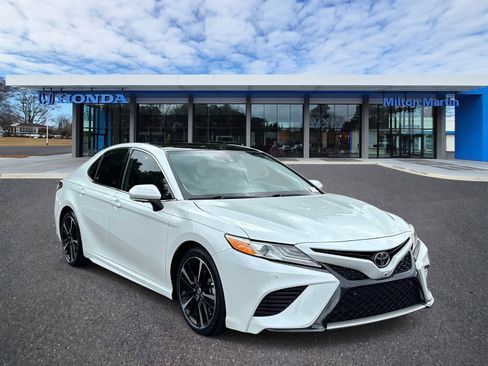 Used 2020 Toyota Camry XSE w/ Driver Assist Package FWD image 1