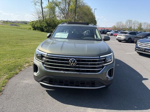 New 2026 Volkswagen Atlas SE AWD/4WD image 2