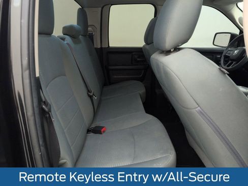 Used 2017 RAM 1500 Express image 17