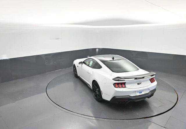 New 2026 Ford Mustang GT w/ GT Performance Package RWD image 27