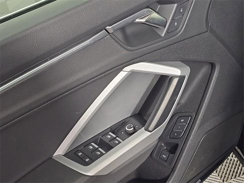 Used 2022 Audi Q3 2.0T Premium Plus image 16