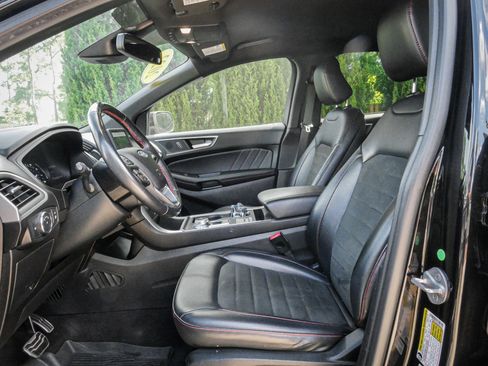 Used 2022 Ford Edge ST-Line AWD/4WD image 16