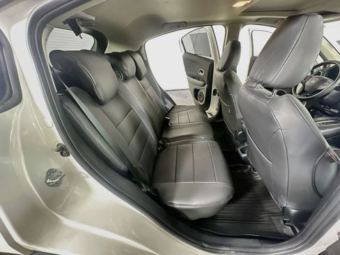 Used 2021 Honda HR-V EX image 11