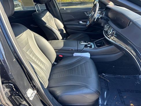 Used 2020 Mercedes-Benz S 560 Sedan image 13