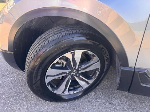 Used 2018 Honda CR-V LX image 17