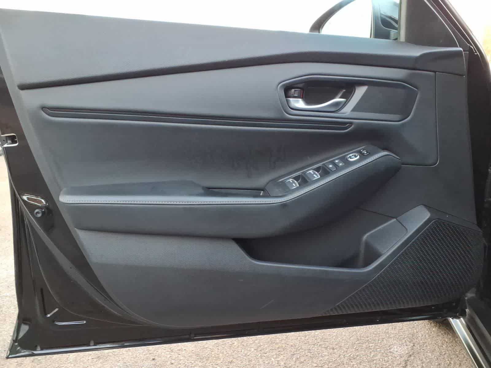 Used 2025 Honda Accord Sport image 11