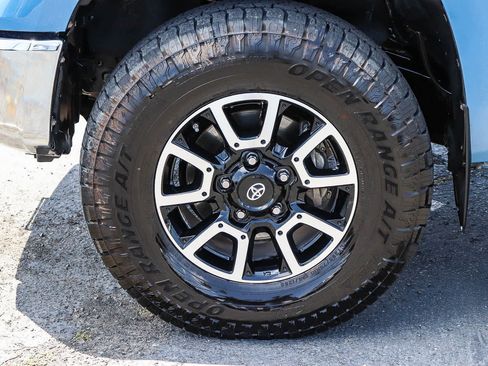 Used 2019 Toyota Tundra SR5 w/ TRD Off Road Package AWD/4WD image 14