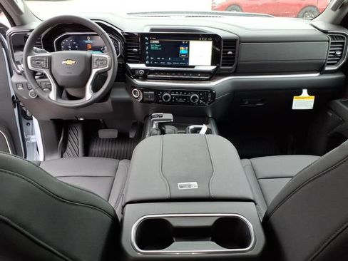 New 2026 Chevrolet Silverado 1500 LTZ w/ LTZ Premium Package AWD/4WD image 11