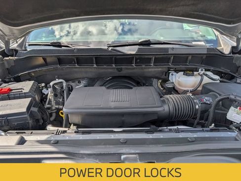 Used 2025 Chevrolet Silverado 1500 LT AWD/4WD image 13