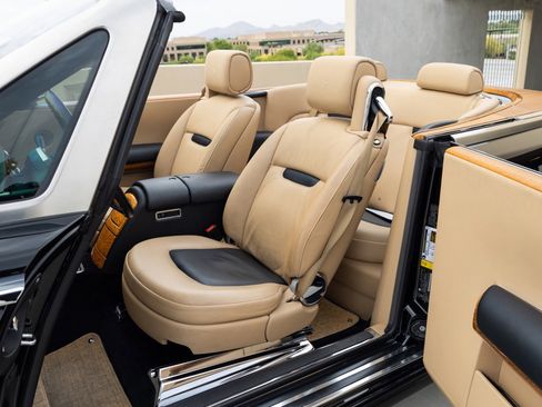 Used 2009 Rolls-Royce Phantom Drophead Coupe RWD image 20