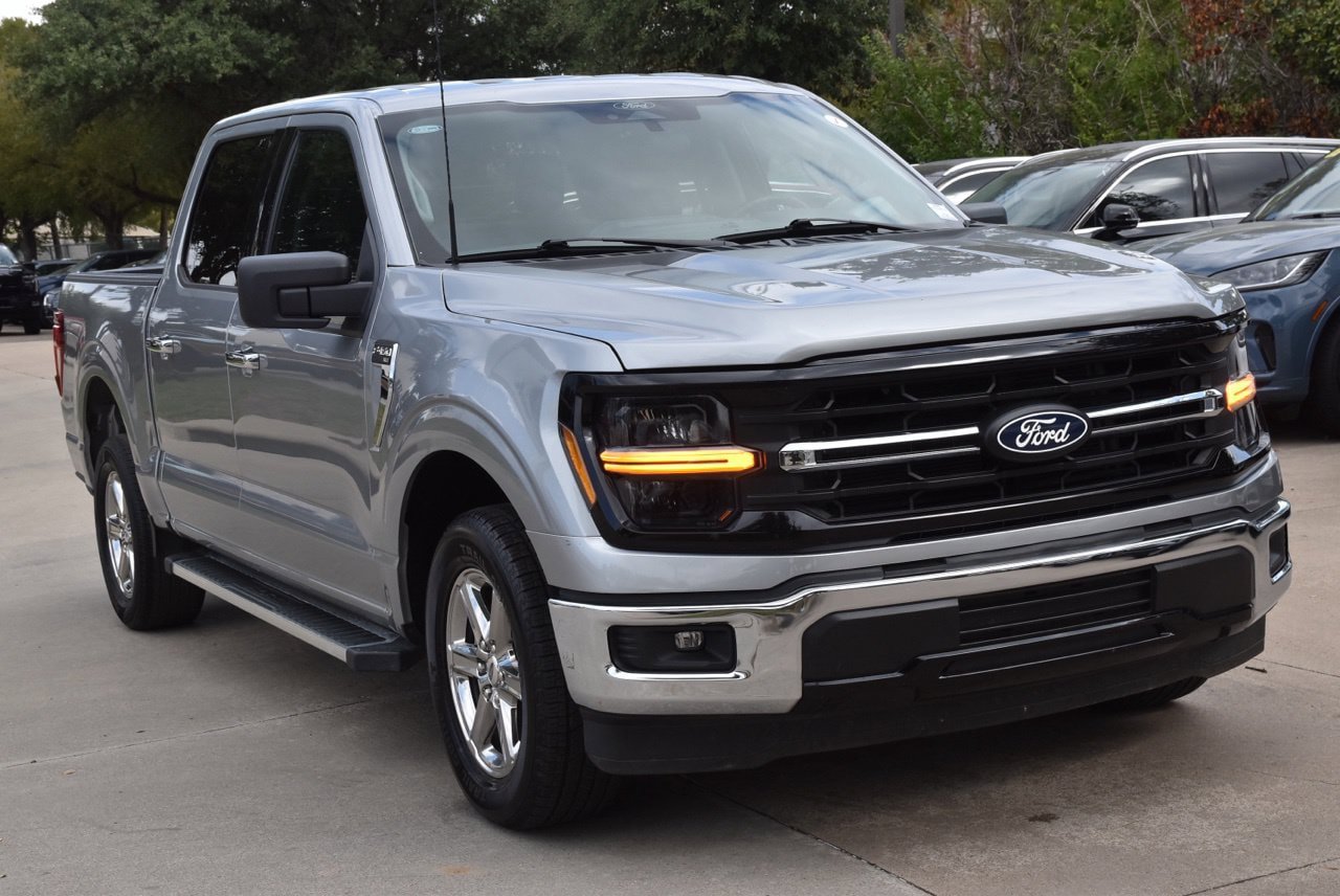 Used 2025 Ford F150 XLT w/ Equipment Group 301A Standard RWD image 4
