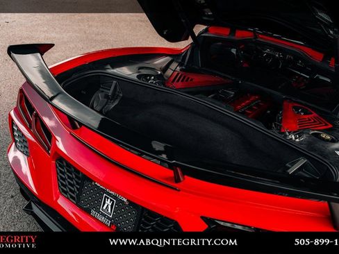 Used 2022 Chevrolet Corvette Stingray Preferred Cpe w/ Z51 Performance Package RWD image 38
