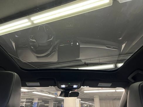 Used 2023 Volkswagen ID.4 Pro S RWD image 11