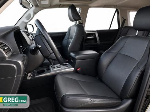 Used 2019 Toyota 4Runner SR5 Premium RWD image 10