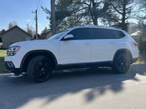 Used 2019 Volkswagen Atlas SEL image 16