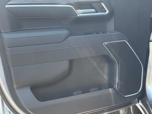 New 2026 GMC Sierra 1500 Elevation w/ Elevation Select Package AWD/4WD image 15