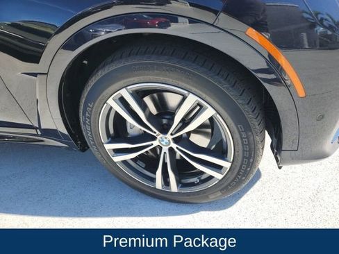 Used 2022 BMW X7 xDrive40i w/ M Sport Package image 8