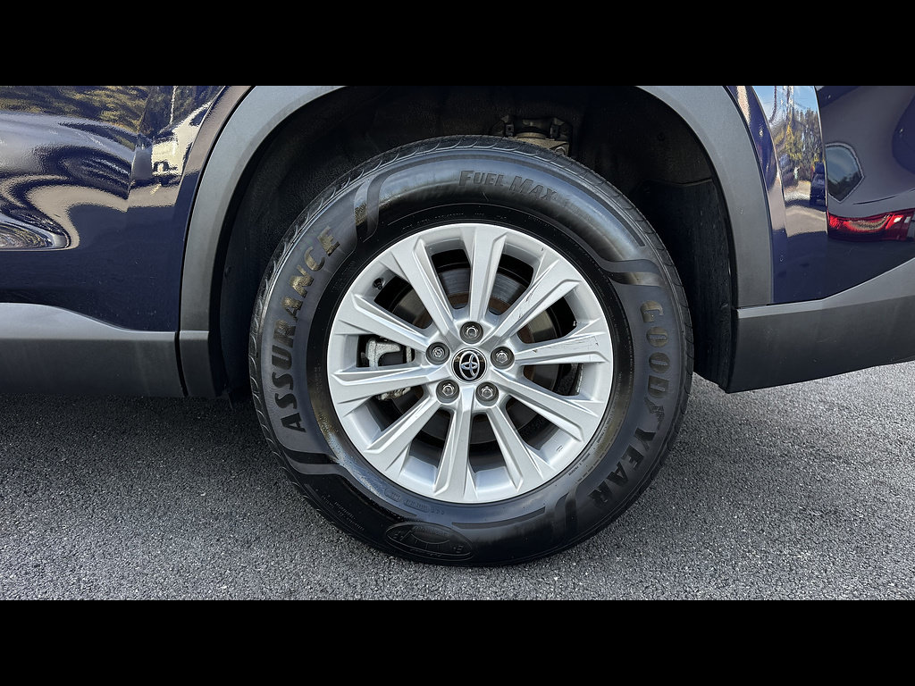 Certified 2024 Toyota Grand Highlander AWD image 16