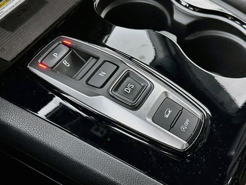 Certified 2022 Honda Pilot Black Edition image 17