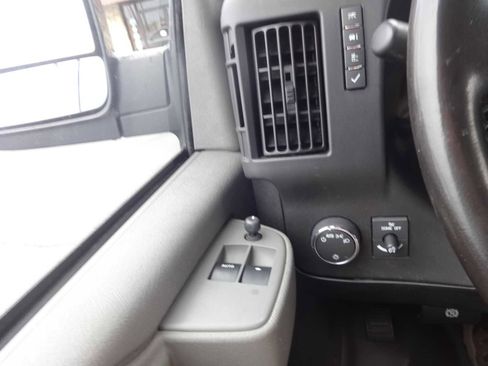 Used 2020 Chevrolet Express 3500 w/ Driver Convenience Package image 12