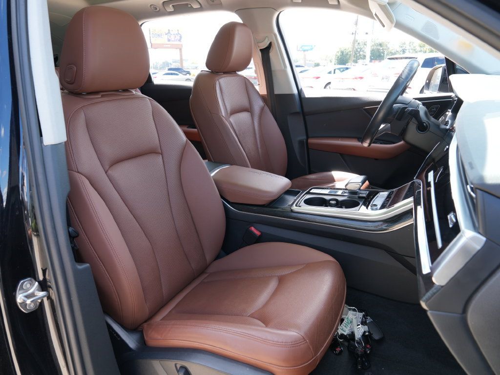Used 2020 Audi Q7 3.0T Prestige w/ Prestige Package AWD/4WD image 15