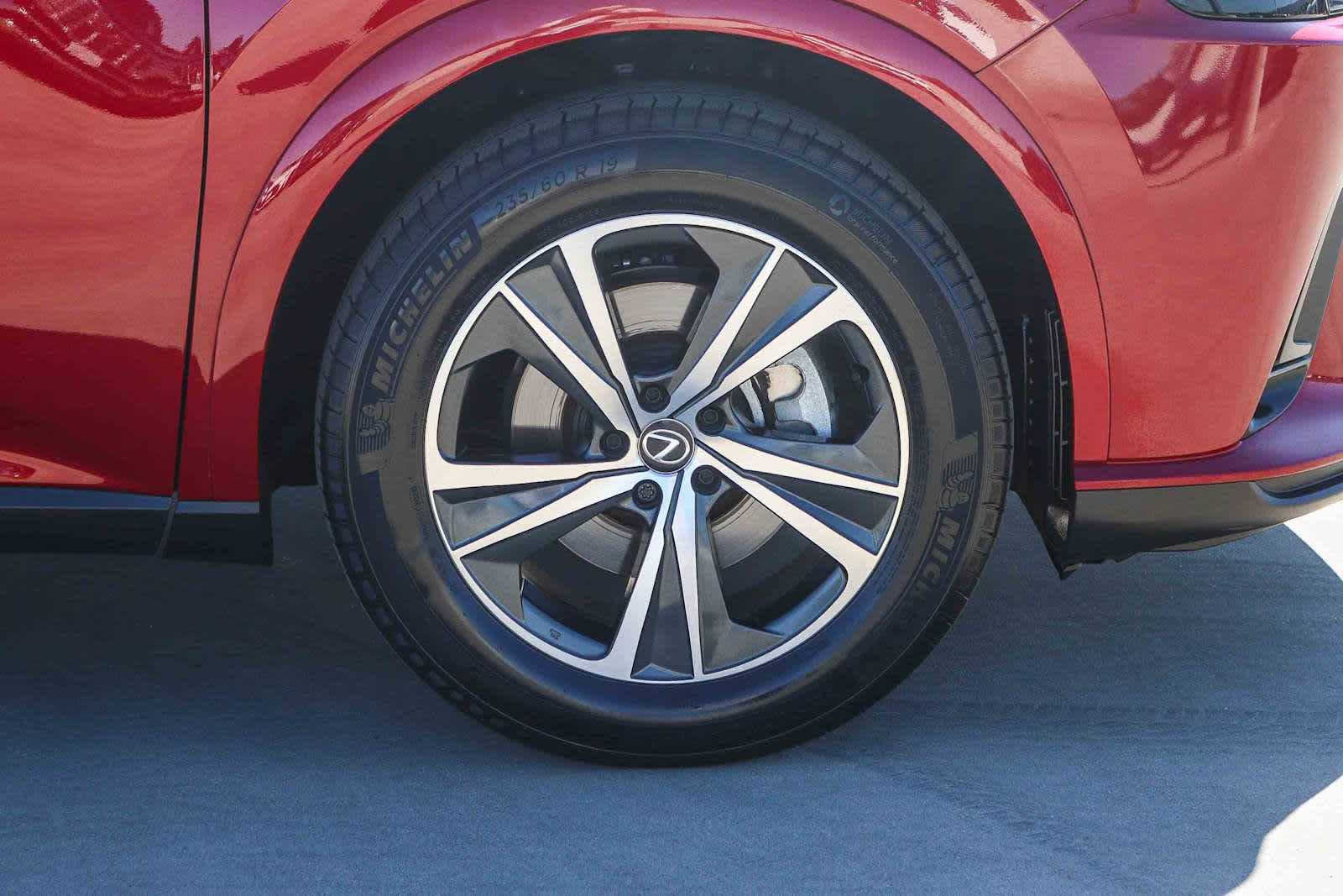 Certified 2024 Lexus RX 350 Premium w/ Convenience Package FWD image 9